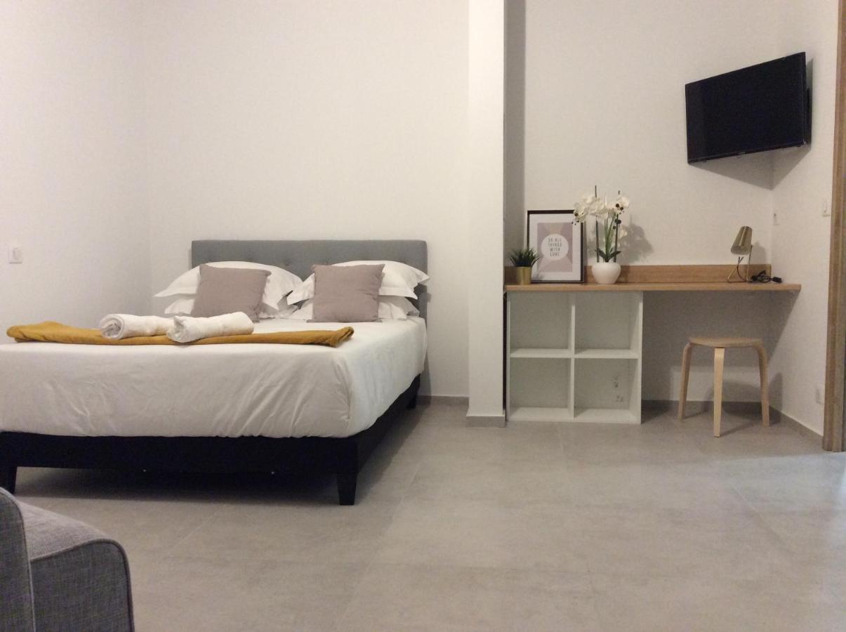 A 2 Min Des Plages Apartment